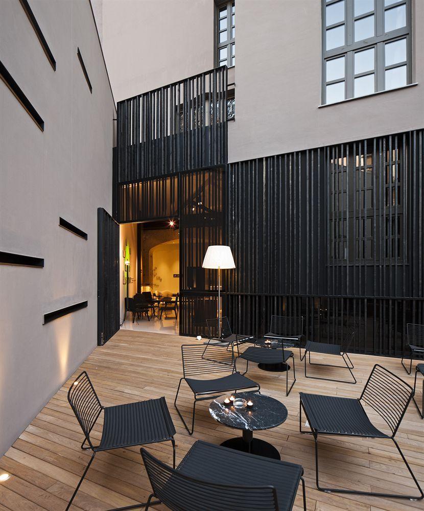 Caro Hotel Valencia Exterior photo Interior of the hotel