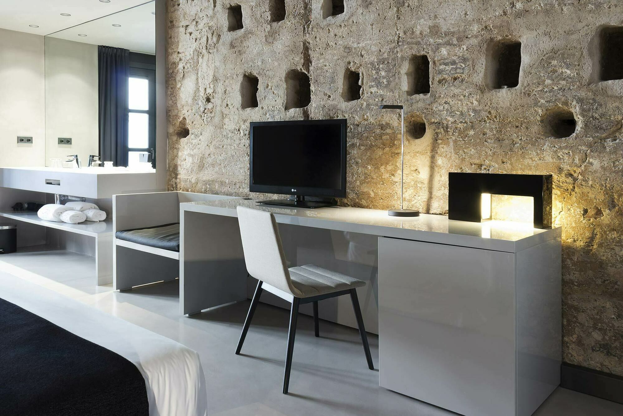 Caro Hotel Valencia Exterior photo Interior design